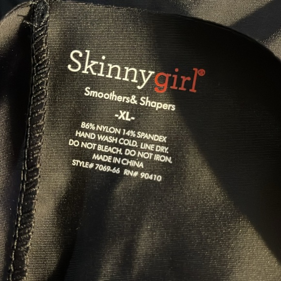 Skinny Girl High Waisted Tummy & Thigh Slimmer. XL. Black 86% Nylon/14% Spandex - Picture 11 of 13